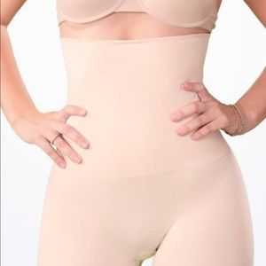 Empetua high waisted shaper shorts, size XL/XXL